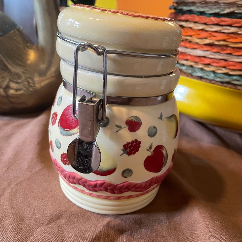 Small airtight canister fruit design red cream